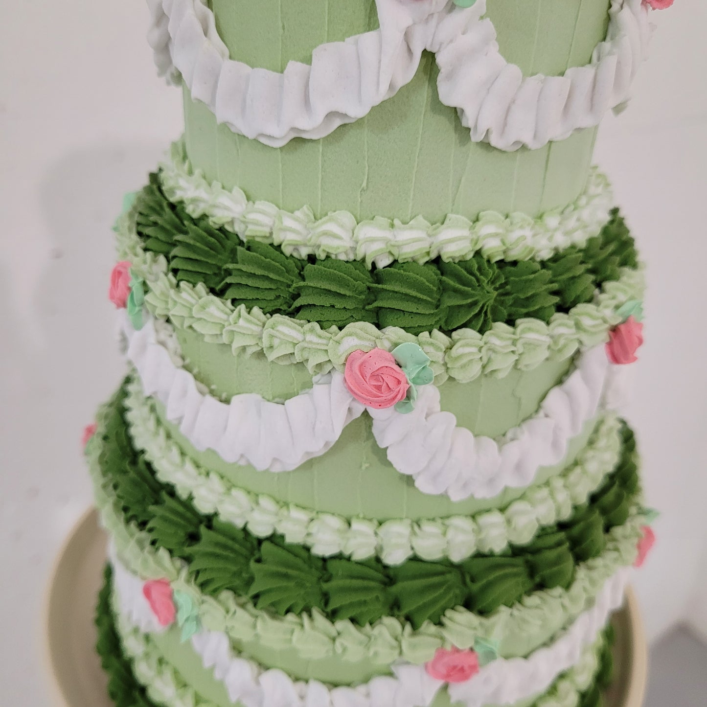 Green Dream 3 Tiered Cake Sculpture | 7" by 8.5"